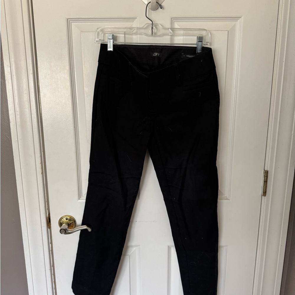 LOFT Women's Classic Black Skinny Jeans